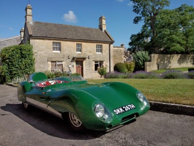 XI at Hartnam Park med.jpg